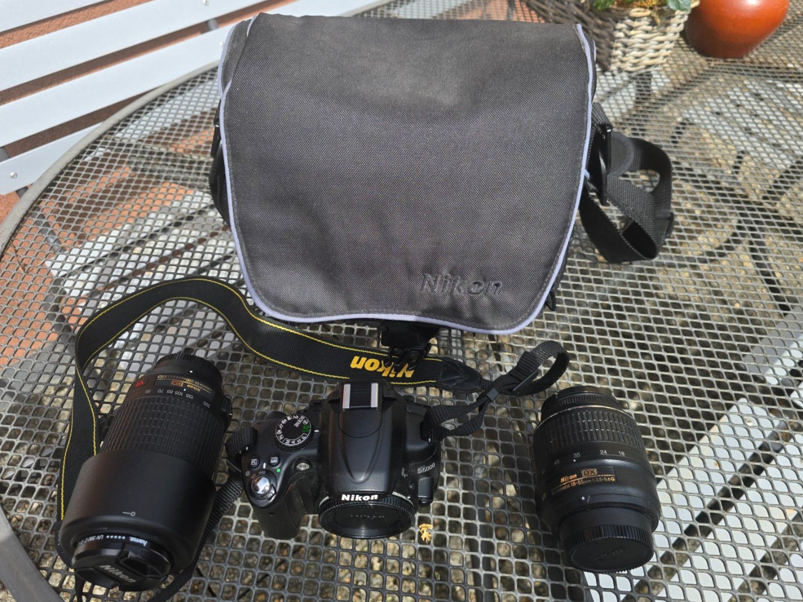 Nikon Fotocamera: Nixon D5000 avec objectify et sacoche – Usato da Yverdon-les-Bains venduto da LOL1CH 2