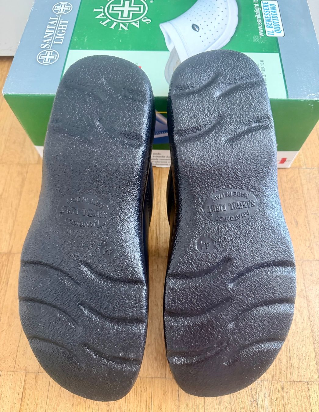 Chaussures hommes: Neue Hausschuhe Gr.44 – Neuf avec emballage d'origine à Zürich par giovannisp 2