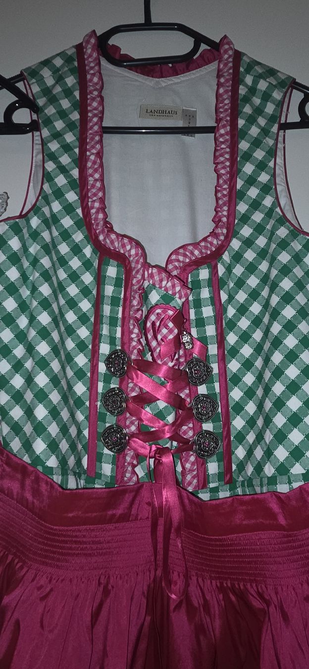 Costumi: Dirndl – Usato da Boswil venduto da Spockinchen 1