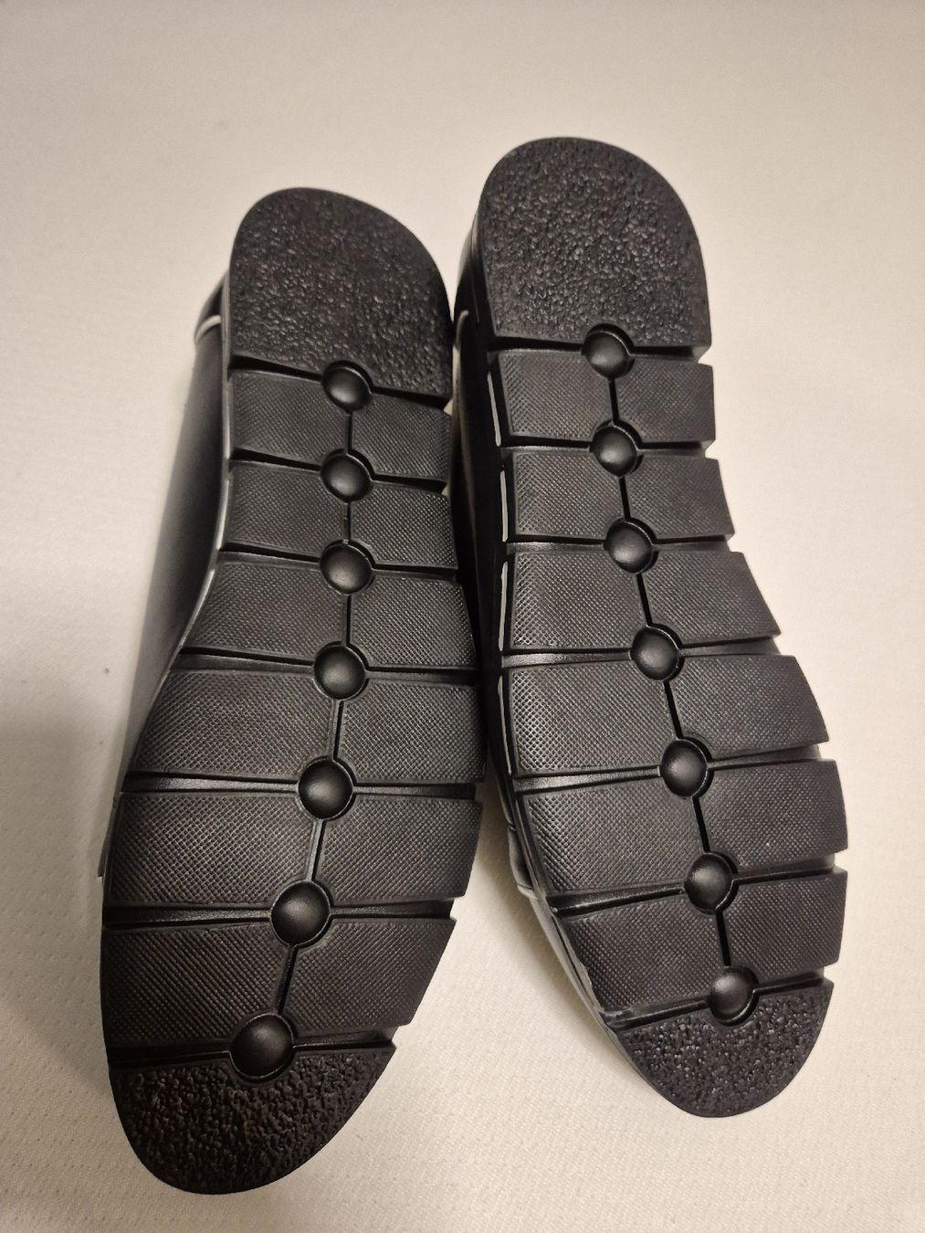 Scarpe da uomo: BF Schuhe, Gr. 44, neuwertig – Usato da Ebikon venduto da Familiekunterbunt 2