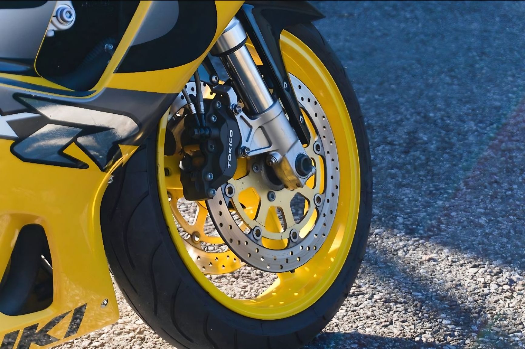 Suzuki Route: Suzuki GSX-R 750 – D'occasion à Purasca par Scetro 5