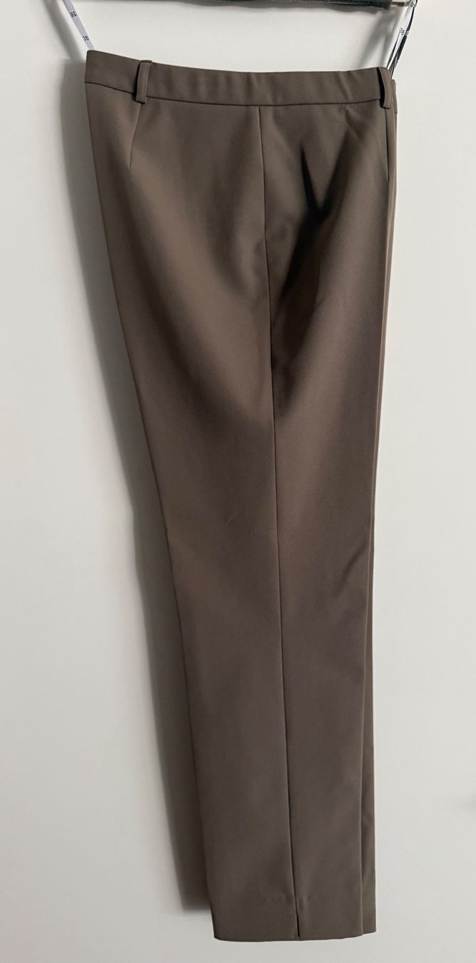 Hosen: TUZZI Stift Cigarette Hose schmal, Gr. 38 olive, zu Jacke – Gebraucht aus Engelburg von mamalanima 1