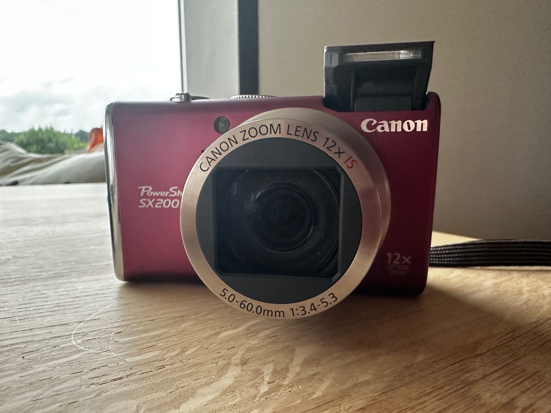 Canon Fotocamera: Canon PowerShot SX200 IS Digitalkamera – Usato da Wohlen AG venduto da Jessica85