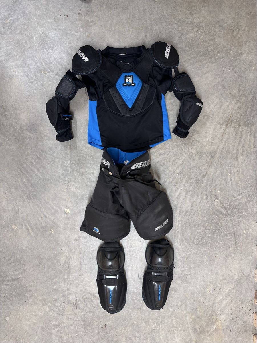 Bauer Schutz & Schoner: Ensemble hockey Bauer Yth L/G 7-9 ans – Gebraucht aus Genève von thi_kth9