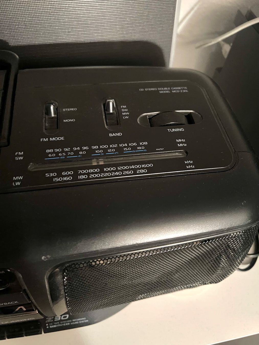 Sanyo Sistemi audio & multimediali: CD Kassettenrekorder - Sanyo Z30 – Usato da Flawil venduto da NiceT 7