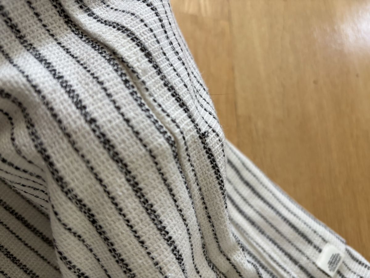 Pull&Bear Pantaloni: Pull & Bear Männer Short M weiß schwarz  – Usato da Fribourg venduto da dafral 1
