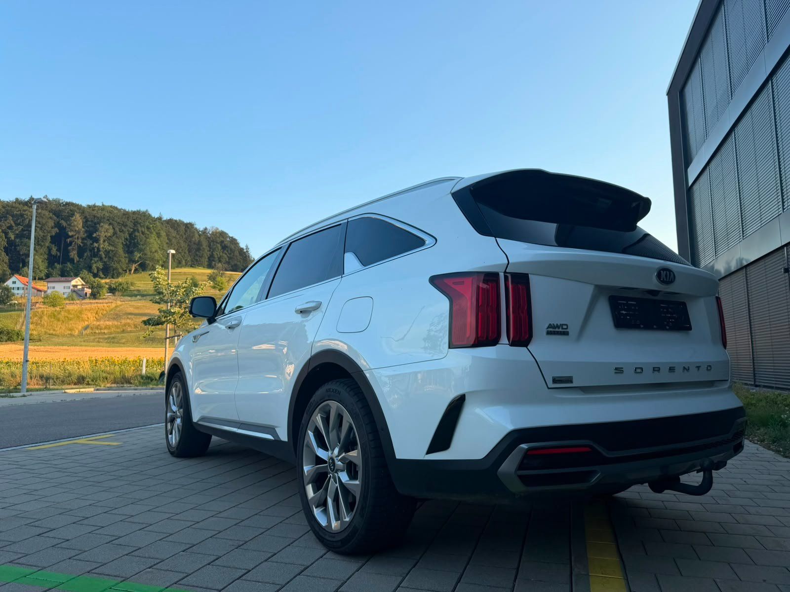 Kia Autos: Kia Sorento 2.2 7P – Gebraucht aus Jona von Blackstorne 3