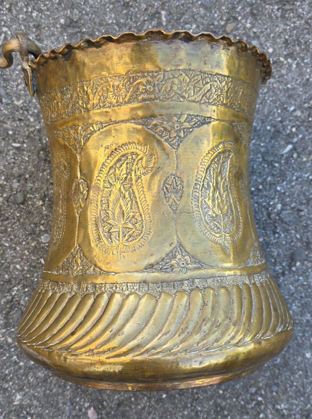 Vasen & Gefässe: Antikes Messingvase – Gebraucht aus Niederuzwil von 262305 6