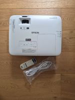 Epson Beamer EB-2250U mit Fernbedienung