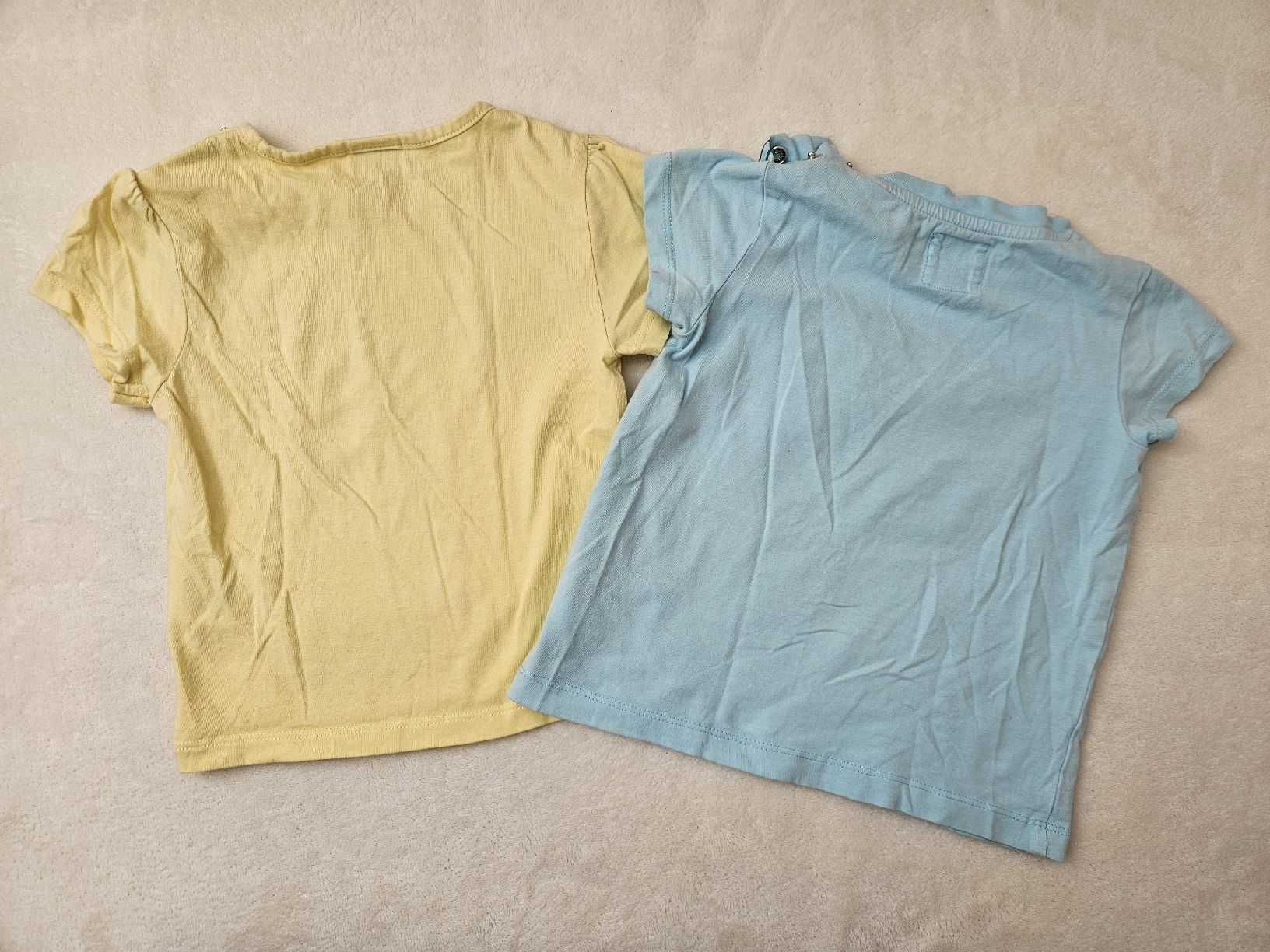 Lotti & Set di vestiti: Set T-Shirt Gr. 86 – Usato da Worb venduto da jun_fj8w 1