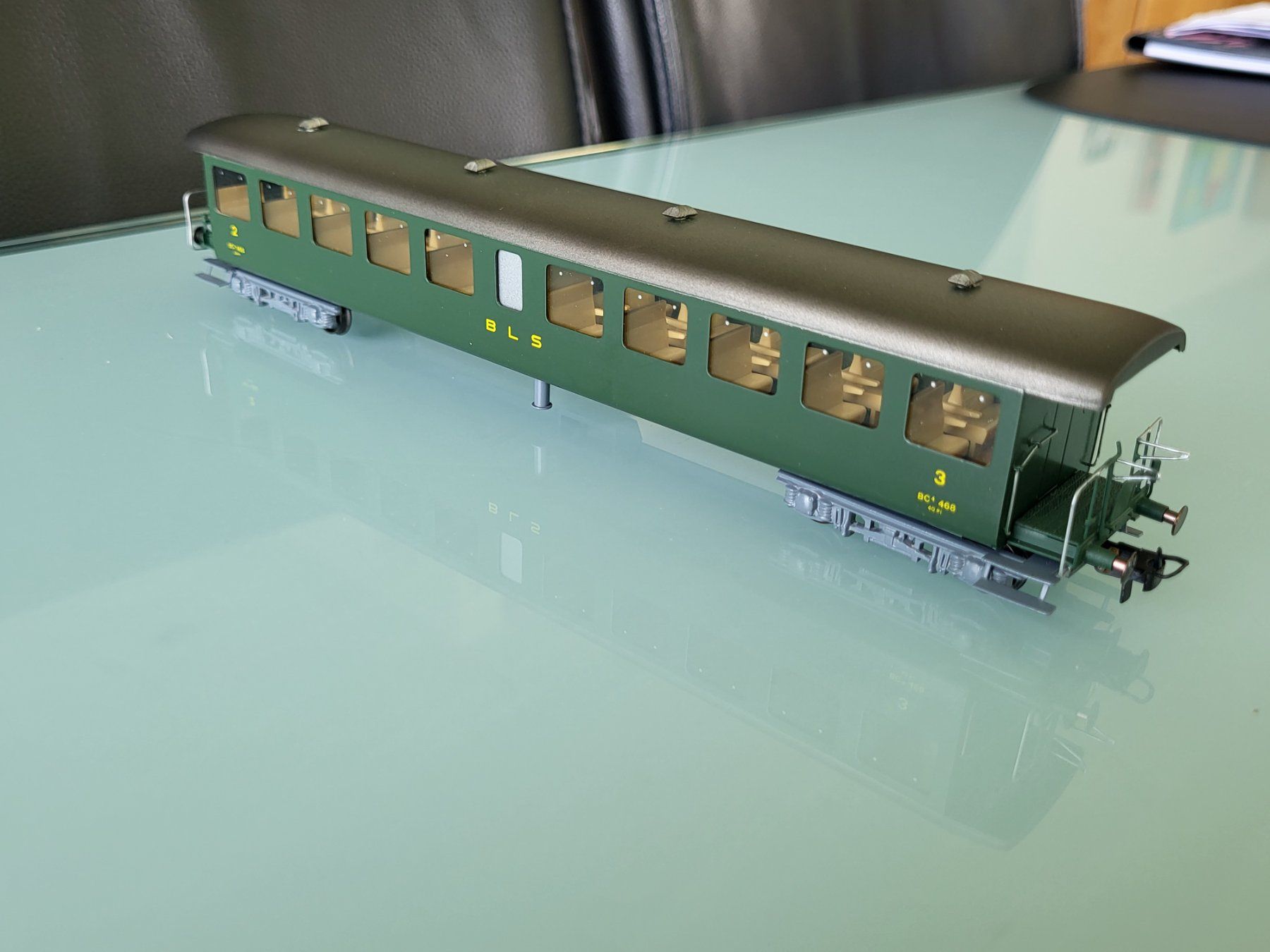 Metropolitan Modellini di ferrovie: H0  Metropolitan  BLS  BCi4  Epoche III – Nuovo (secondo la descrizione) da Oberburg venduto da sensetal 5