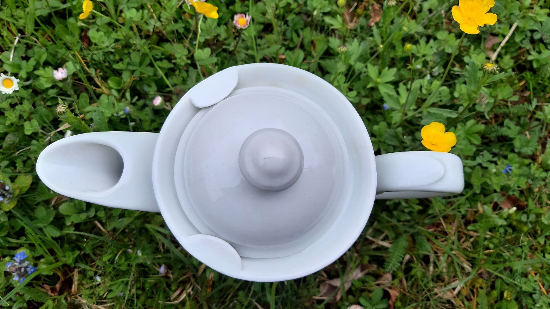 Teekannen: Vintage Kaffee-/Teekanne – Neu und originalverpackt aus Kirchberg BE von CZ09 1