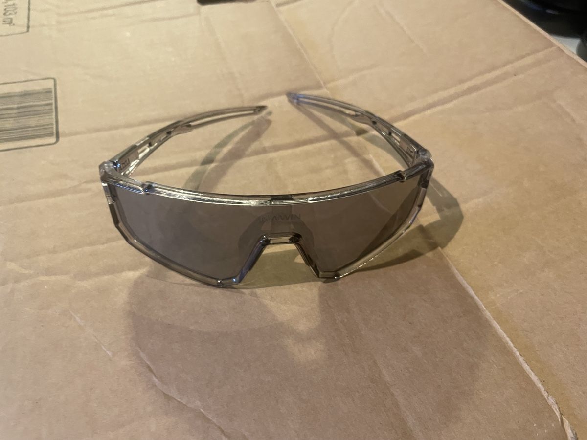 Brillen & Gläser: Sonnenbrille – Neu (gemäss Beschreibung) aus Känerkinden von higiwil
