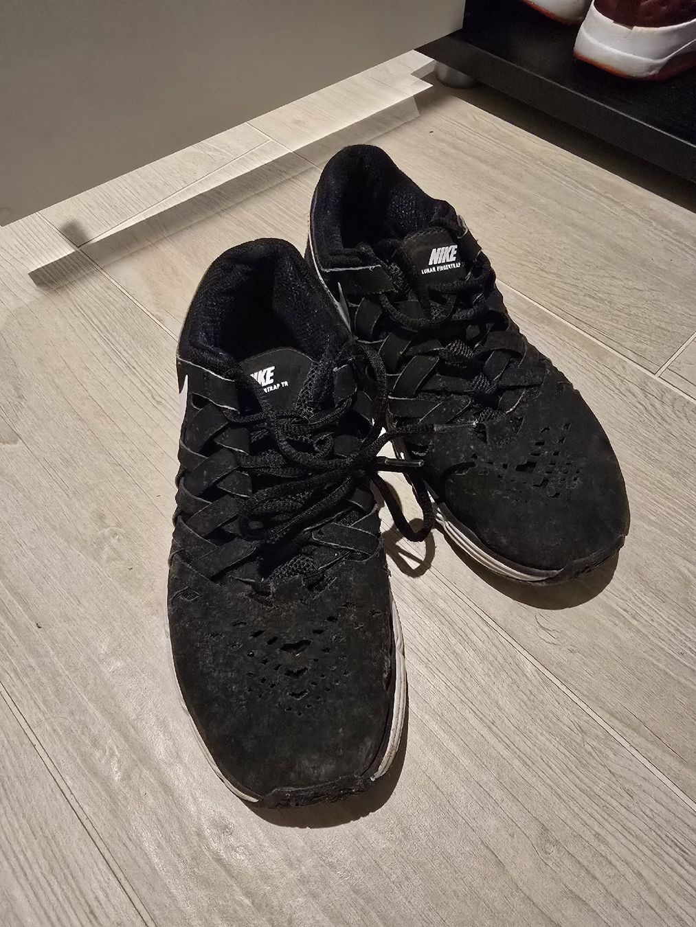 Nike Scarpe da uomo: Nike Lunar Fingertrap Size 41 – Usato da Dompierre FR venduto da Naitcir