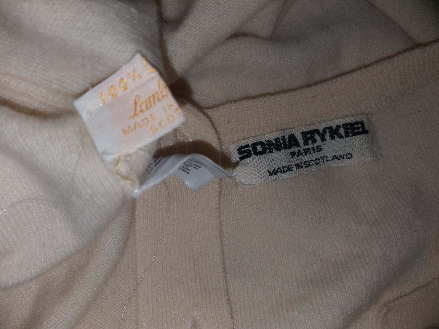 Sonia Rykiel Pullover & Sweatshirts: SONIA RYKIEL  Pullover  Taille / Grosse M – Gebraucht aus Cossonay-ville von Super-Price-Quality 7