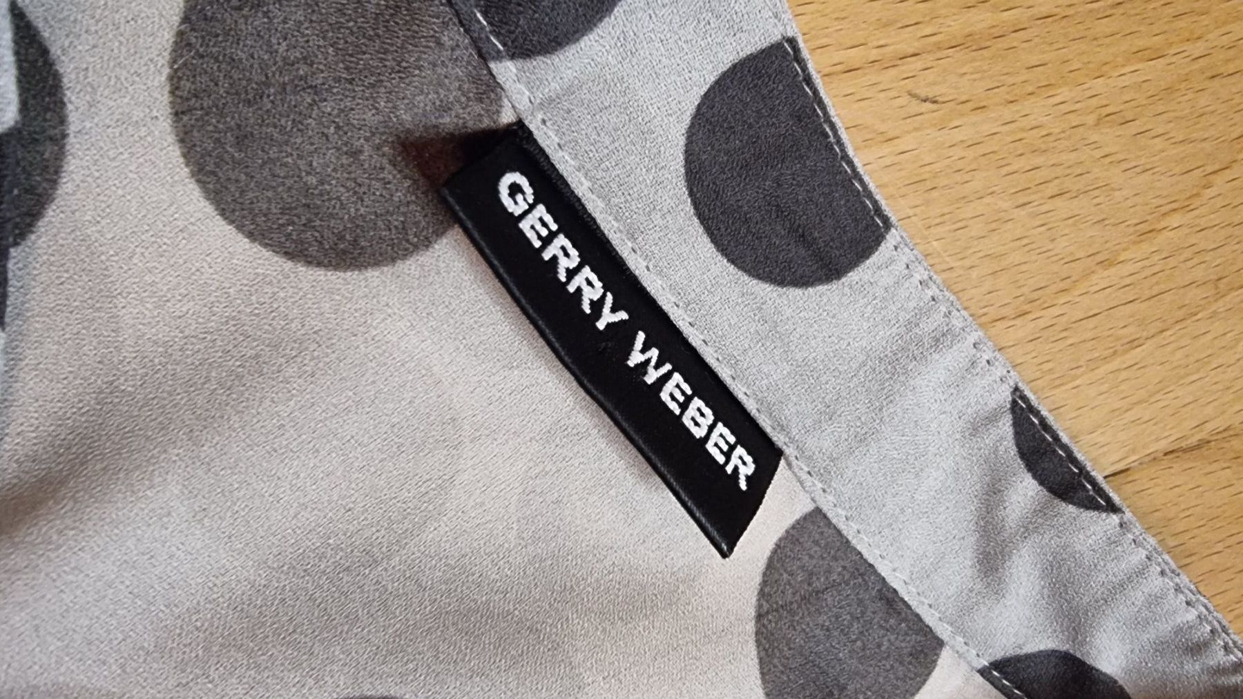 Gerry Weber Camicette: 🌺 Gerry Weber Bluse Größe  40🌺 – Usato da Wald ZH venduto da CapLux 5