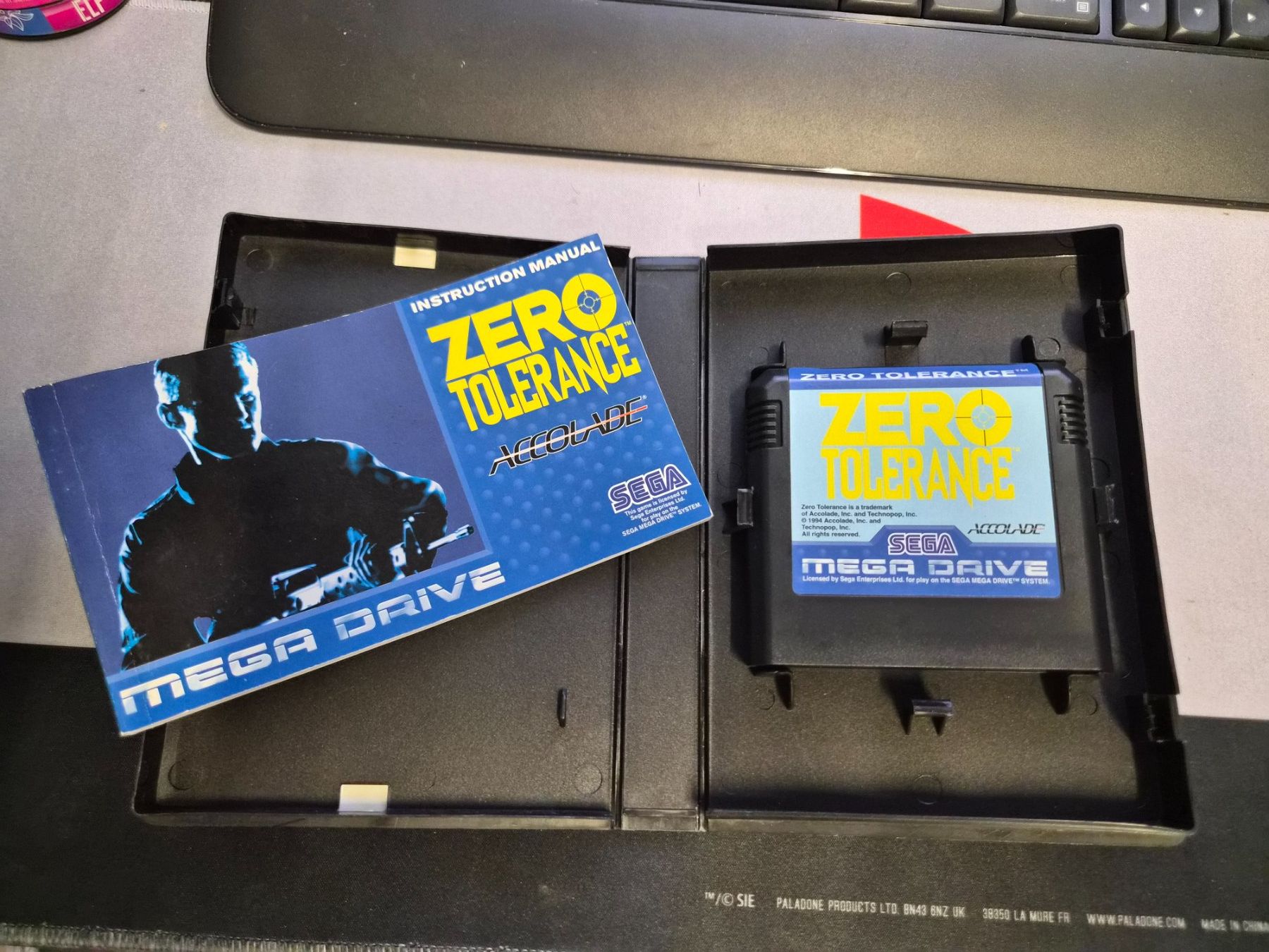 Sega Giochi: Spiel Zero Tolerance Sega Mega Drive mit Anleitung – Usato da Zürich venduto da Joselito0 2