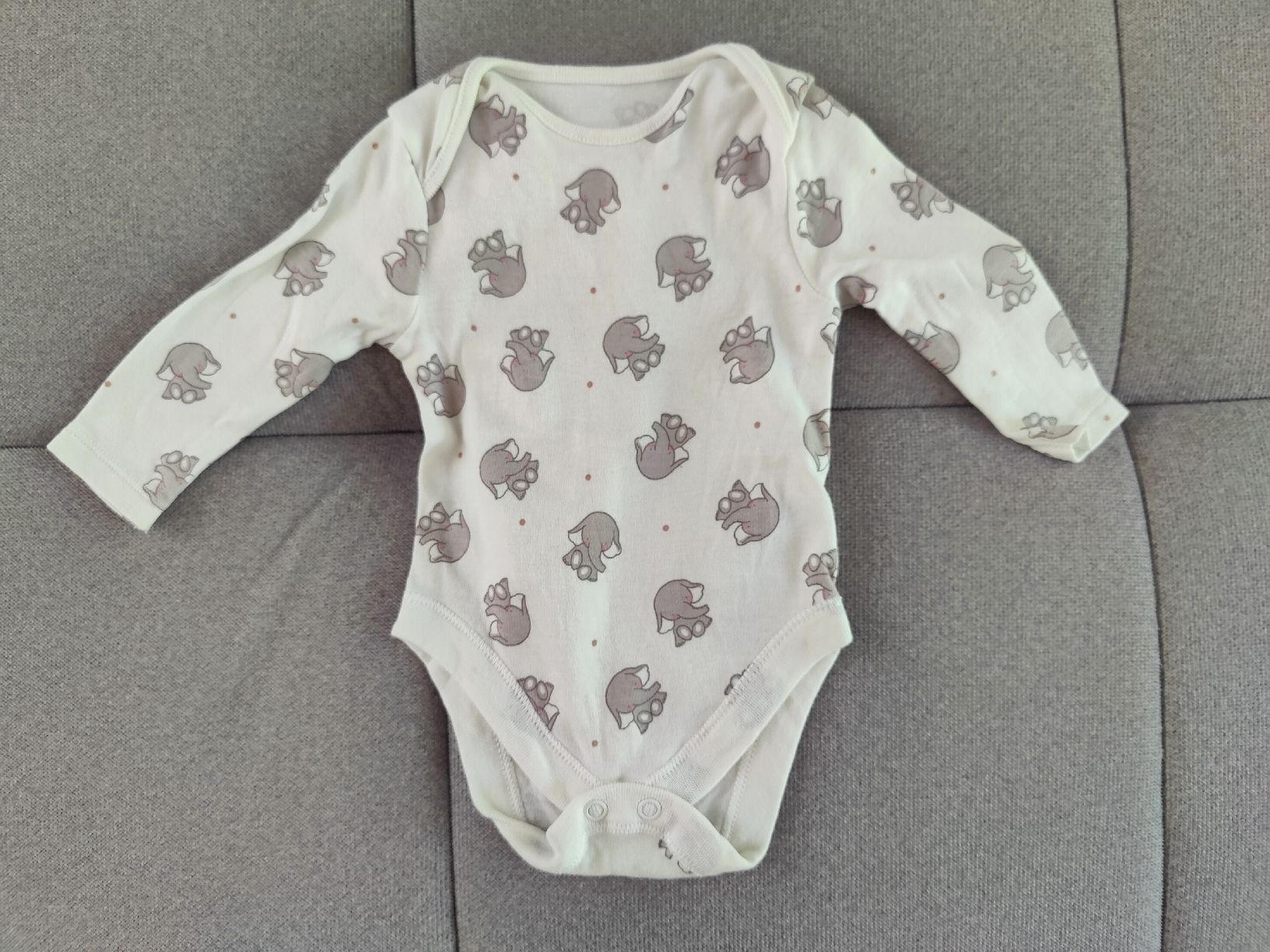 Kleiderpakete & -sets: 7-er Baby Body – Gebraucht aus Wetzikon ZH von mar_5xmy 4