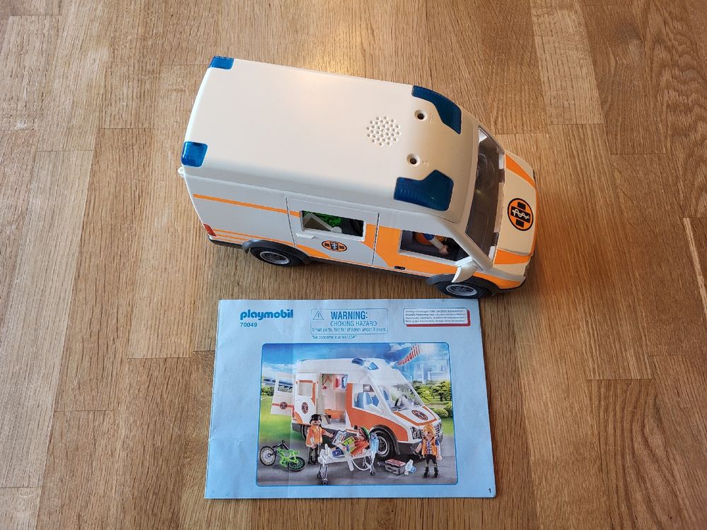 Playmobil Rettungswagen 70049, Playmobil City Life (Gebraucht) in Jona ...