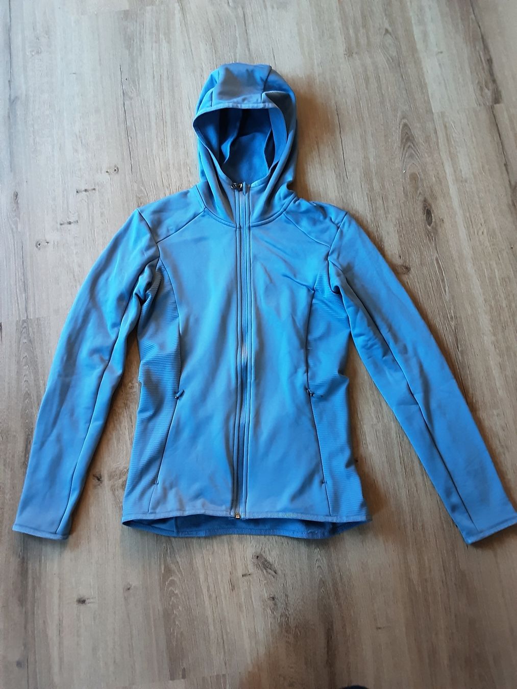 H&M Giacche: H&M Sport Jacke, hellblau, Gr. XS – Usato da Altdorf UR venduto da Brandli 1