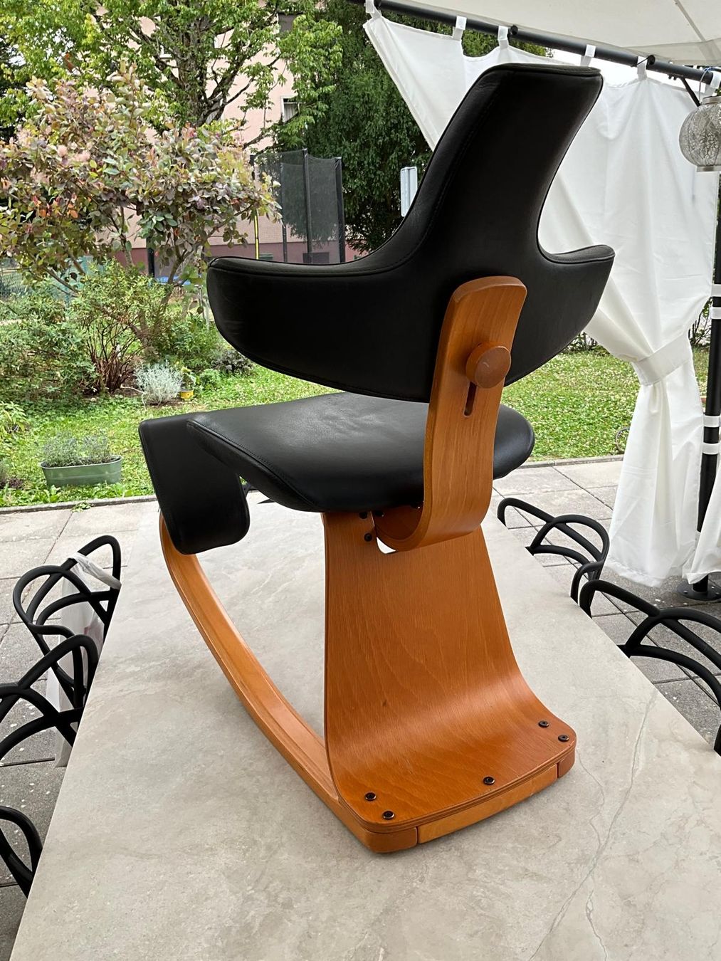 Stokke Chaises: stokke varier cuir noir – D'occasion à Cheseaux sur Lausanne par manera79 2