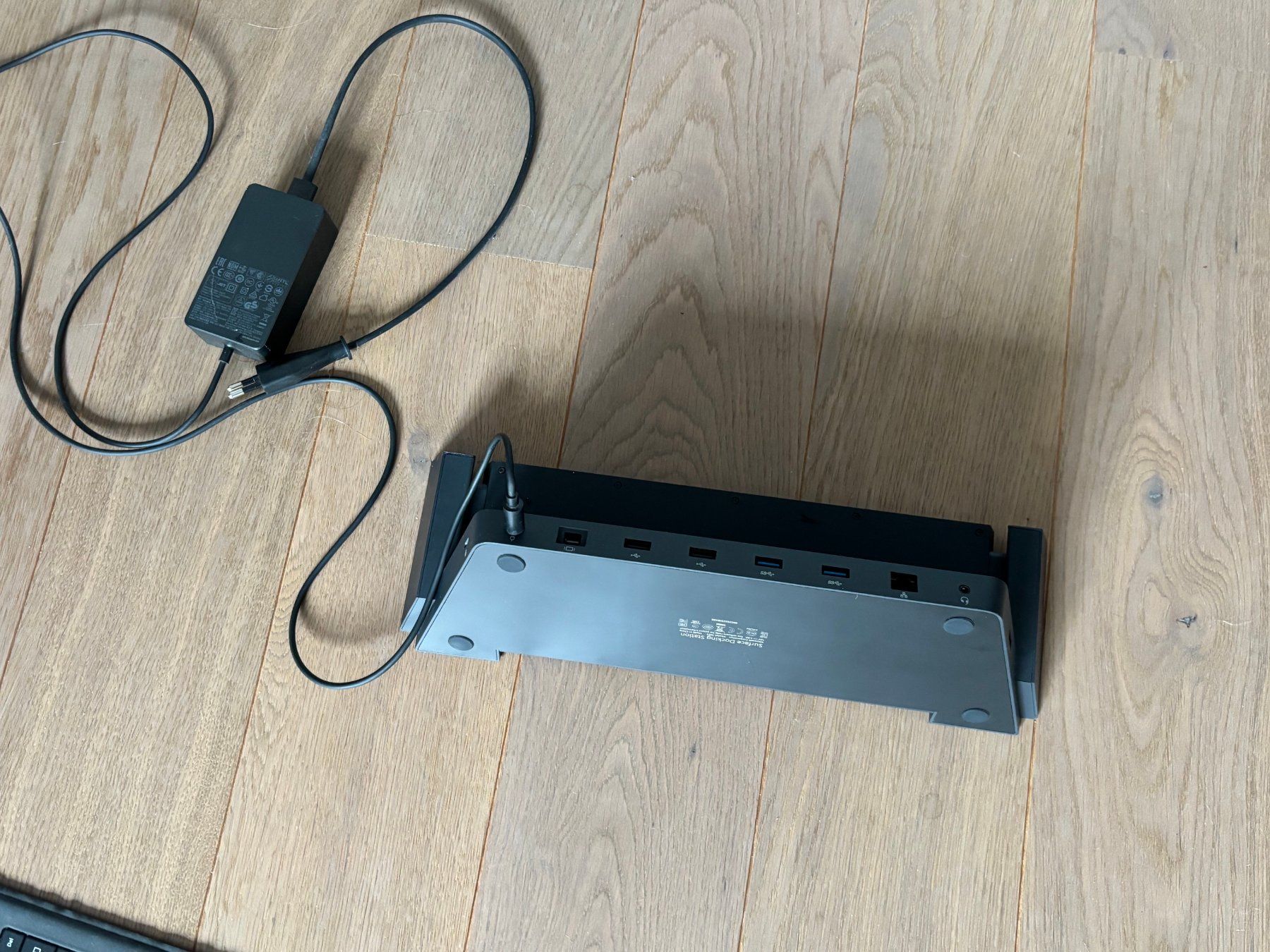 Microsoft Docking station: Surface Docking Station für Surface Pro 3 – Usato da Ipsach venduto da Goetrix 1