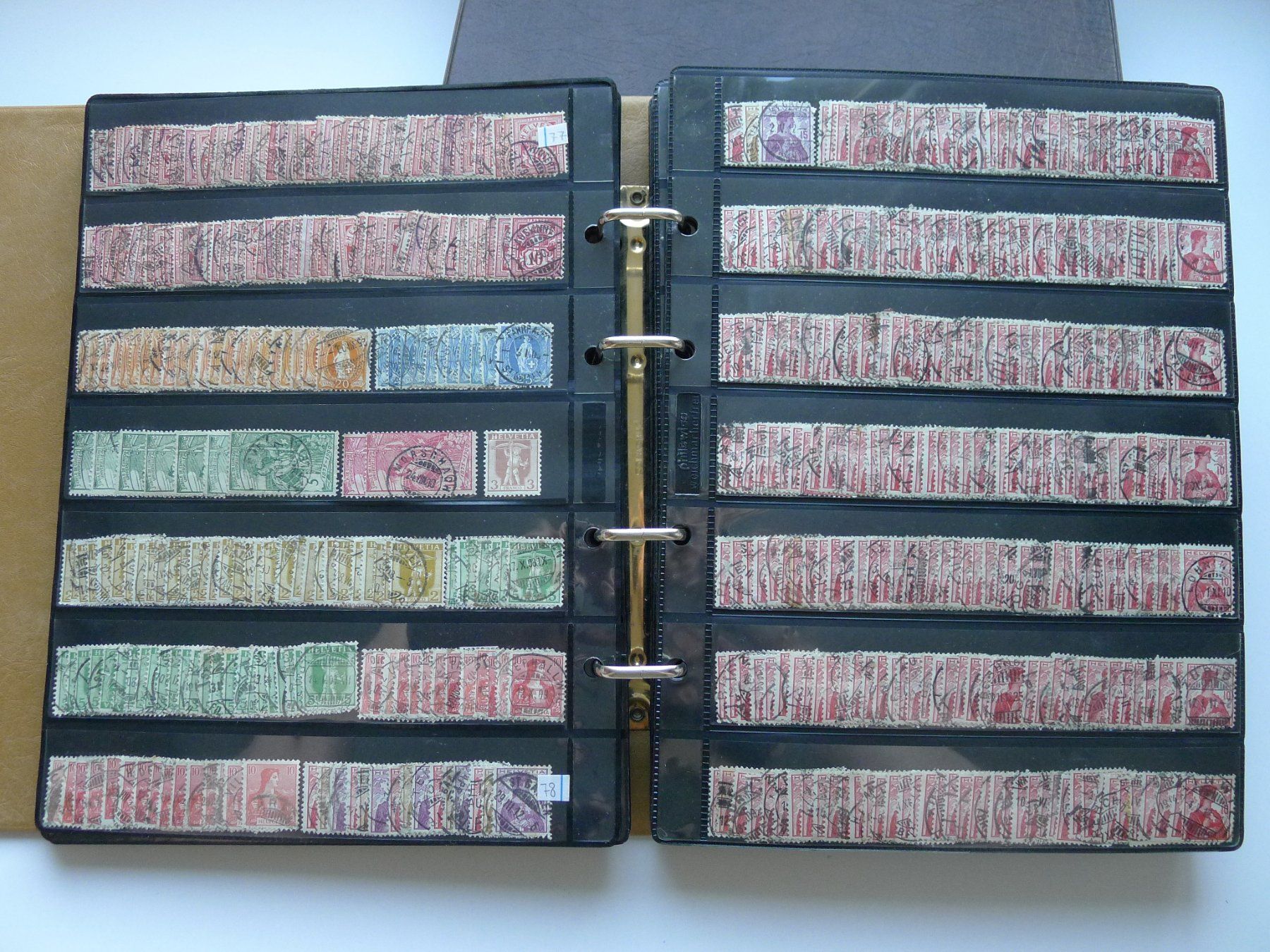 Tutti i francobolli: Lageralbum mit schweizer Briefmarken 61 Bildern – Usato da Dagmersellen venduto da q1w2e3r4 2