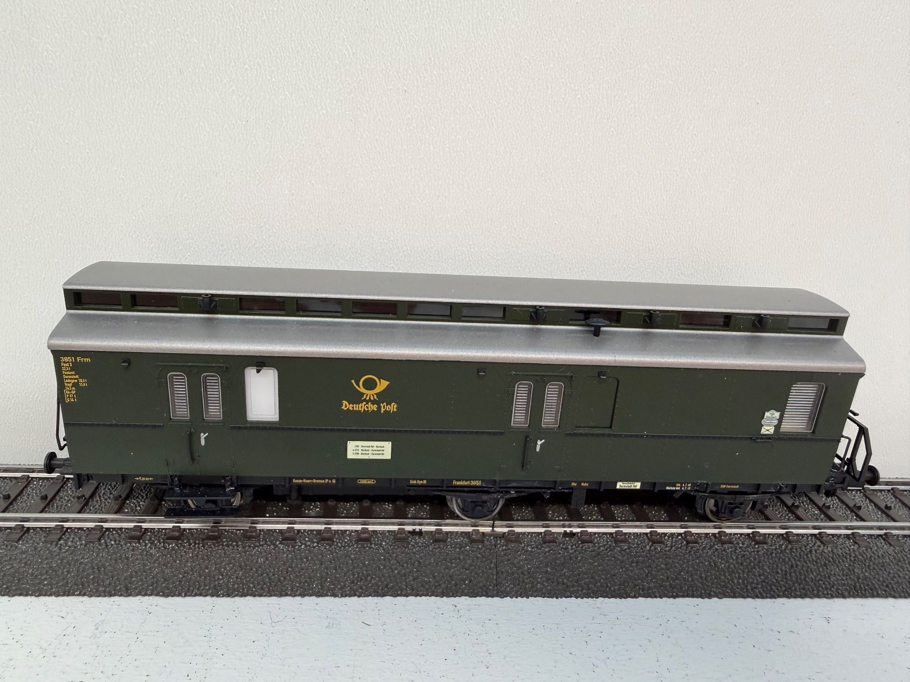 Modellini di ferrovie: Electrotren 006307 Bahnpostwagen deutsche Post Philatelie – Nuovo (secondo la descrizione) da Büsserach venduto da ModellbahnDepot 2