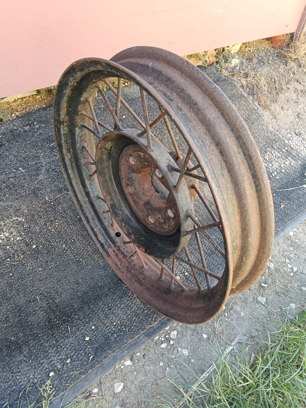 Cerchioni: Roue de voiture vintage  – Usato da Cheiry venduto da arm61 3