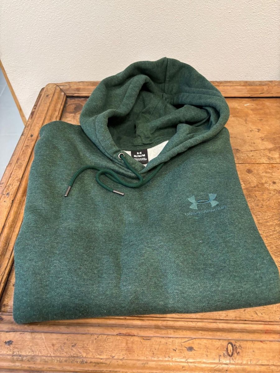Under Armour Maglioni & Felpe: Neuer Herren Pullover von UnderArmour Grösse M – Nuovo (secondo la descrizione) da Davos Frauenkirch venduto da p.lugnan