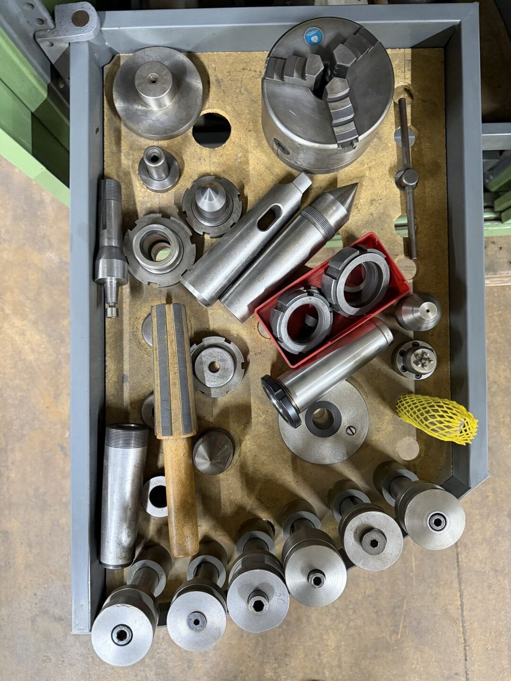 Altro per industria metallurgica: Rundschleifmaschine Kellenberger 600U – Usato da Zuchwil venduto da dragosmd-maschinen 9