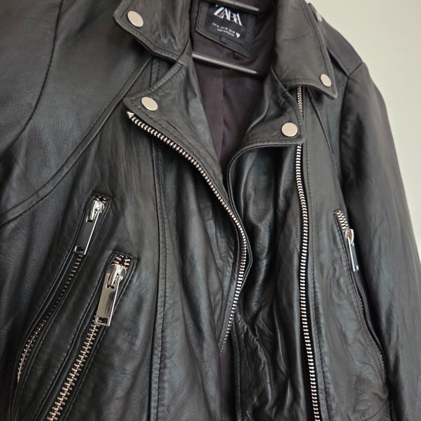 Zara Jacken: Veste cuir Zara M – Gebraucht aus Onex von AF.
