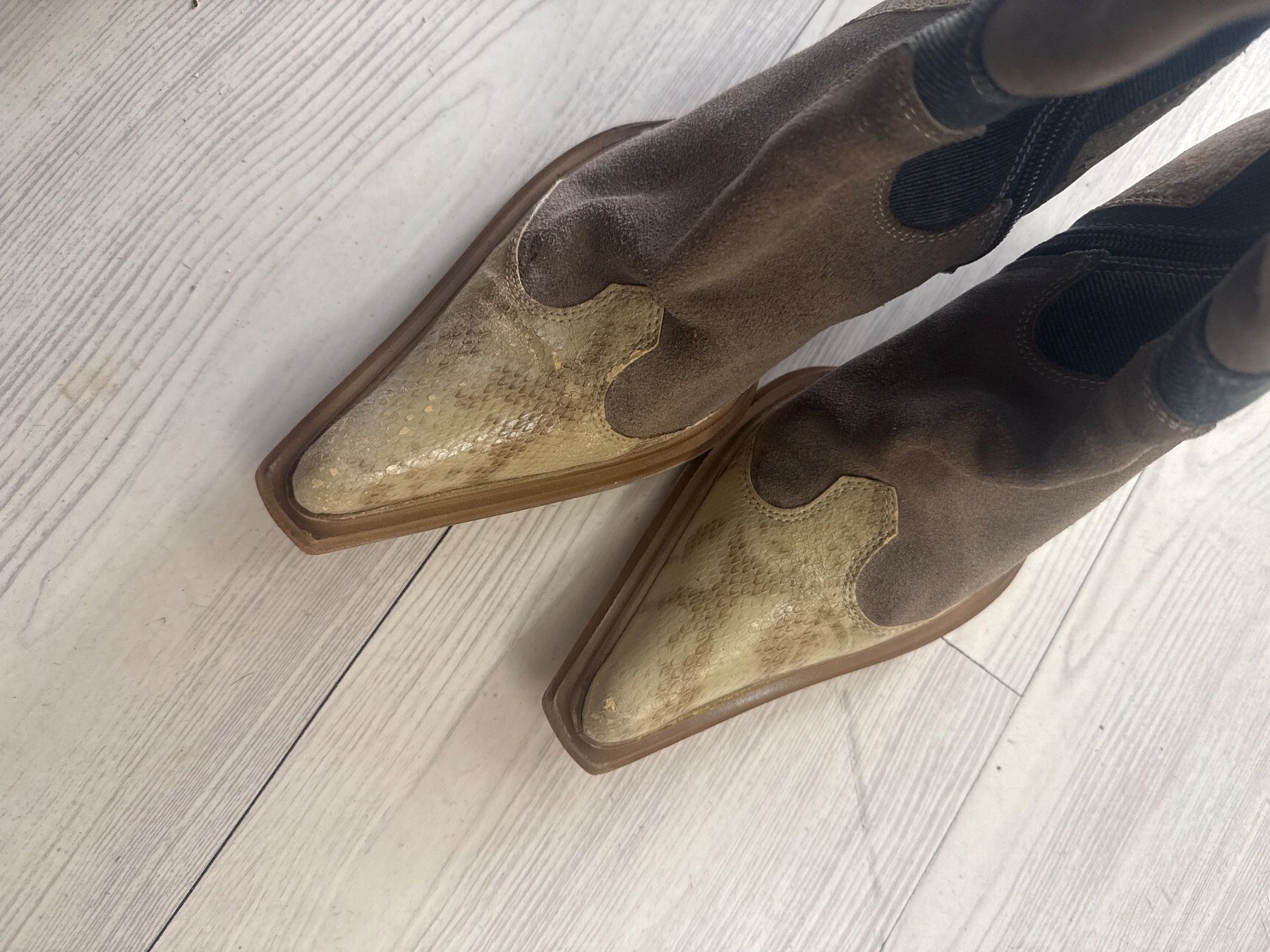 Scarpe da donna: Bottes vintage style santiags – Usato da Lausanne venduto da Mode_350 8