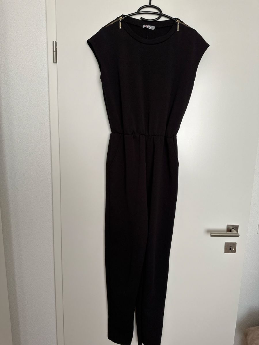 Jumpsuits: JumpSuit schwarz Grösse XS/S – Gebraucht aus Zofingen von kat_gbm9