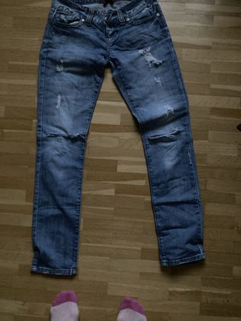 Guess Jeans, Skinny, Destroyed Look, Grösse 26