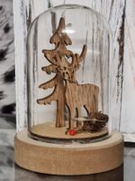 Weihnachts Deko aus Holz in Glasglocke mit LED
