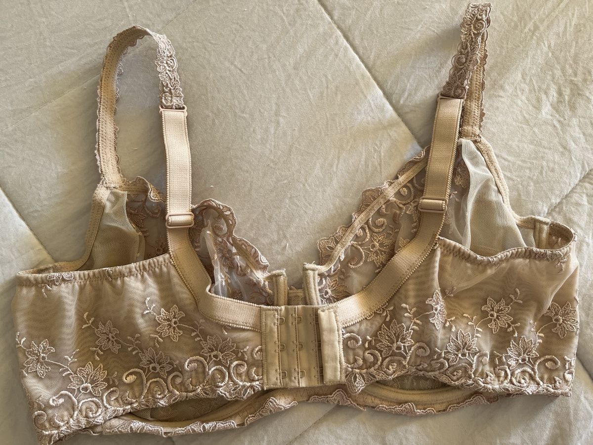 Altra biancheria intima: Beautiful Beige Lace Bra - Size 85F – Nuovo (secondo la descrizione) da Lausanne venduto da barbabelle02 2