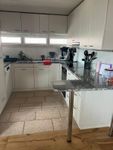 Einbauküche 6qm mit Zug Geräte Bereit