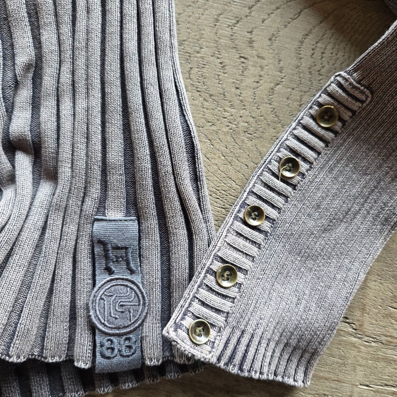 Nile Maglioni & Felpe: 🐸 NILE PULLOVER M GERIPPT TAUPE / ANTHRAZIT – Nuovo (secondo la descrizione) da Môtier (Vully) venduto da Frogs 5