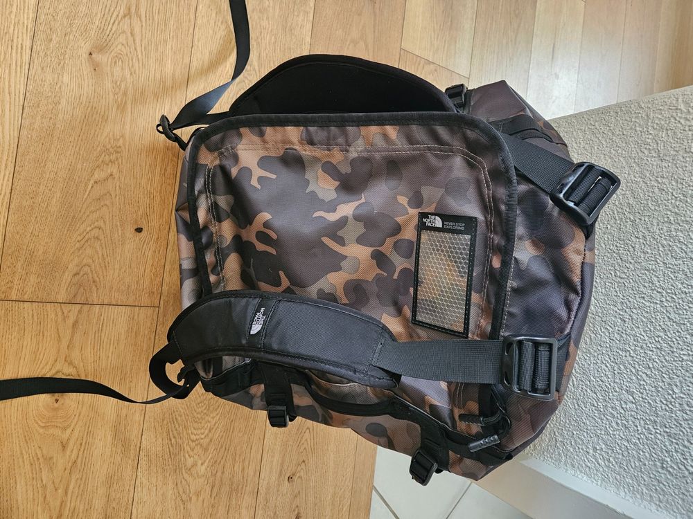 North Face Duffel Bag M camouflage Kaufen auf Ricardo