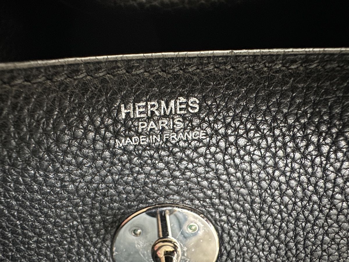 Hermès Borse da donna: HERMÈS PARIS LINDY 35, schwarz – Usato da Reinach BL venduto da Tropic_Paradise 3