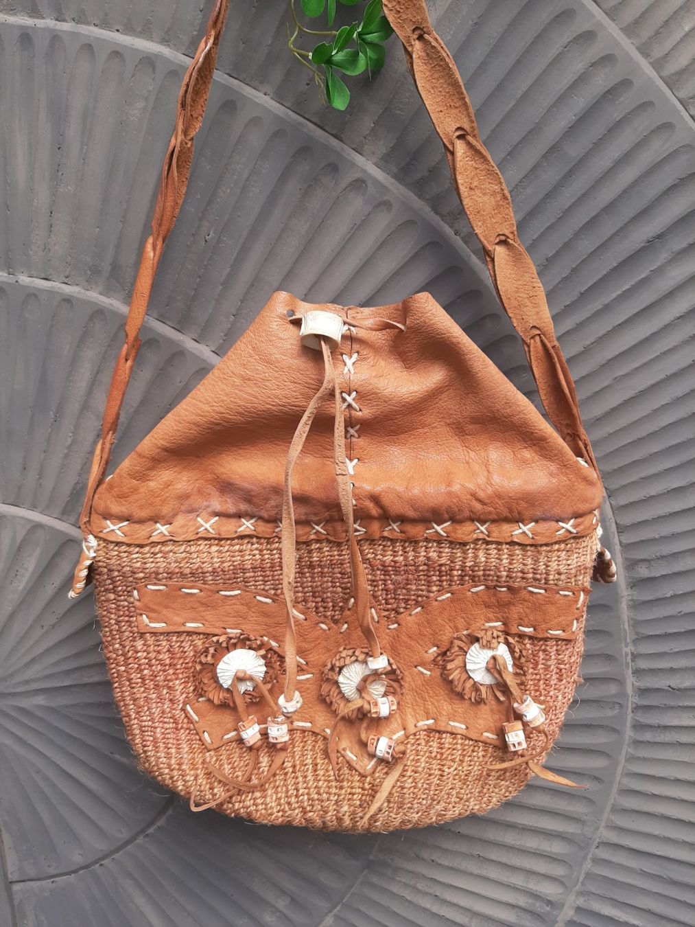 Fossil Borse: Schöne Boho Tasche Variabel als Beutelverschluss – Usato da Bern venduto da Preloved_NILE_4.Sale 9