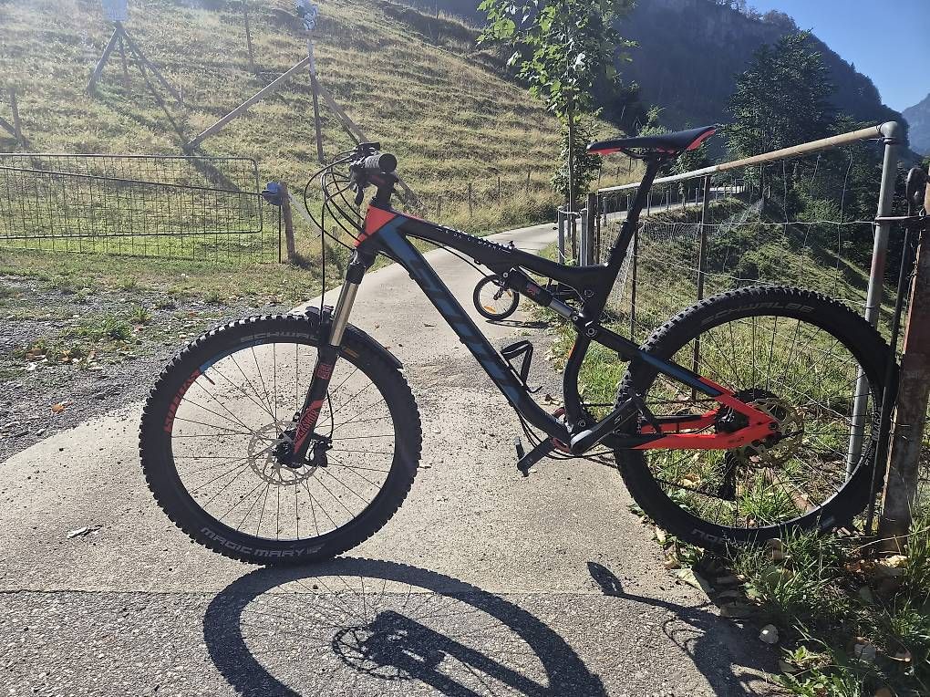 Biciclette: Scott Genius 750  – Usato da Schüpfheim venduto da Wibe 4