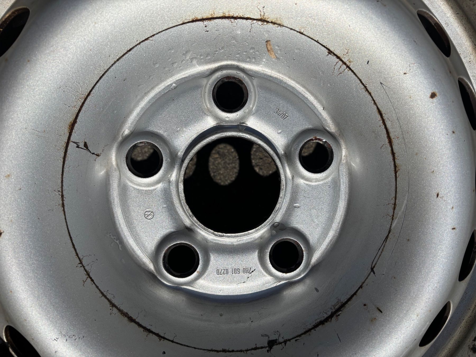 Pneumatici & Ruote complete: Reservenrad VW t5 / T6 – Usato da Emmenbrücke venduto da car08 4