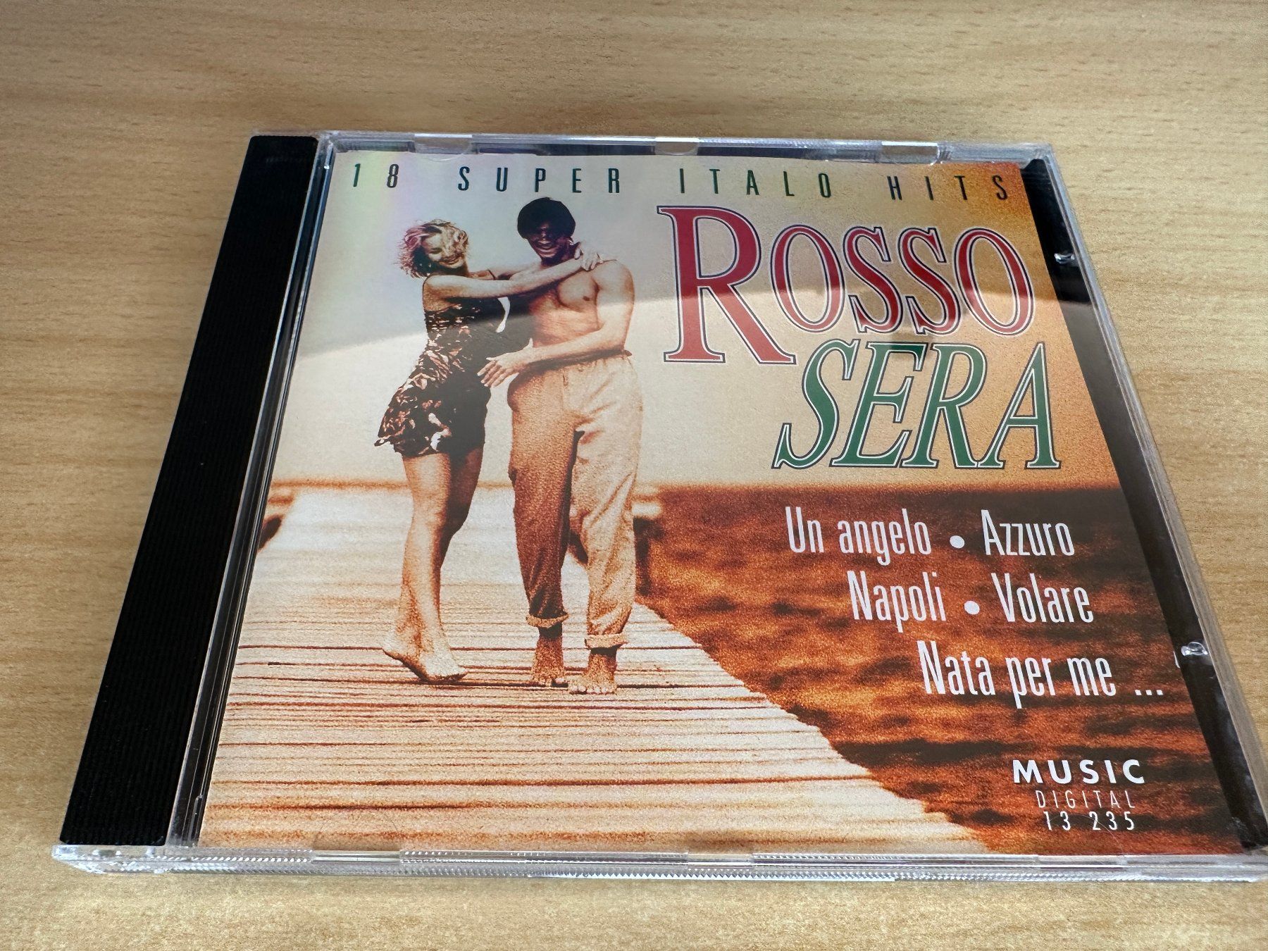 CD: F6 Various – Rosso Sera – Usato da Rikon im Tösstal venduto da Alpenmutz