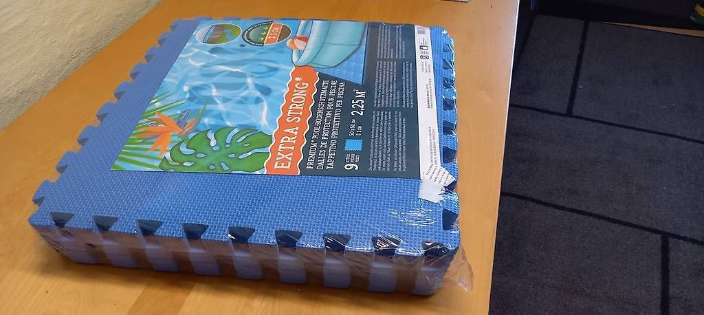 Tappetini fitness: Bodenschutzmatte Pool Premium EXTRA STRONG 9 Stk 2.25m2 neu – Nuovo e nell'imballaggio originale da Seon venduto da Psalm28