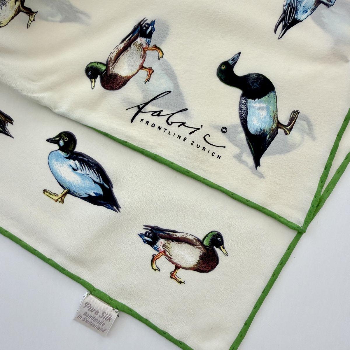 Fabric Frontline Foulards, Tücher & Schals: FABRIC FRONTLINE Silk Scarf – Neu (gemäss Beschreibung) aus Emmen von Avviivva_Com2023 3