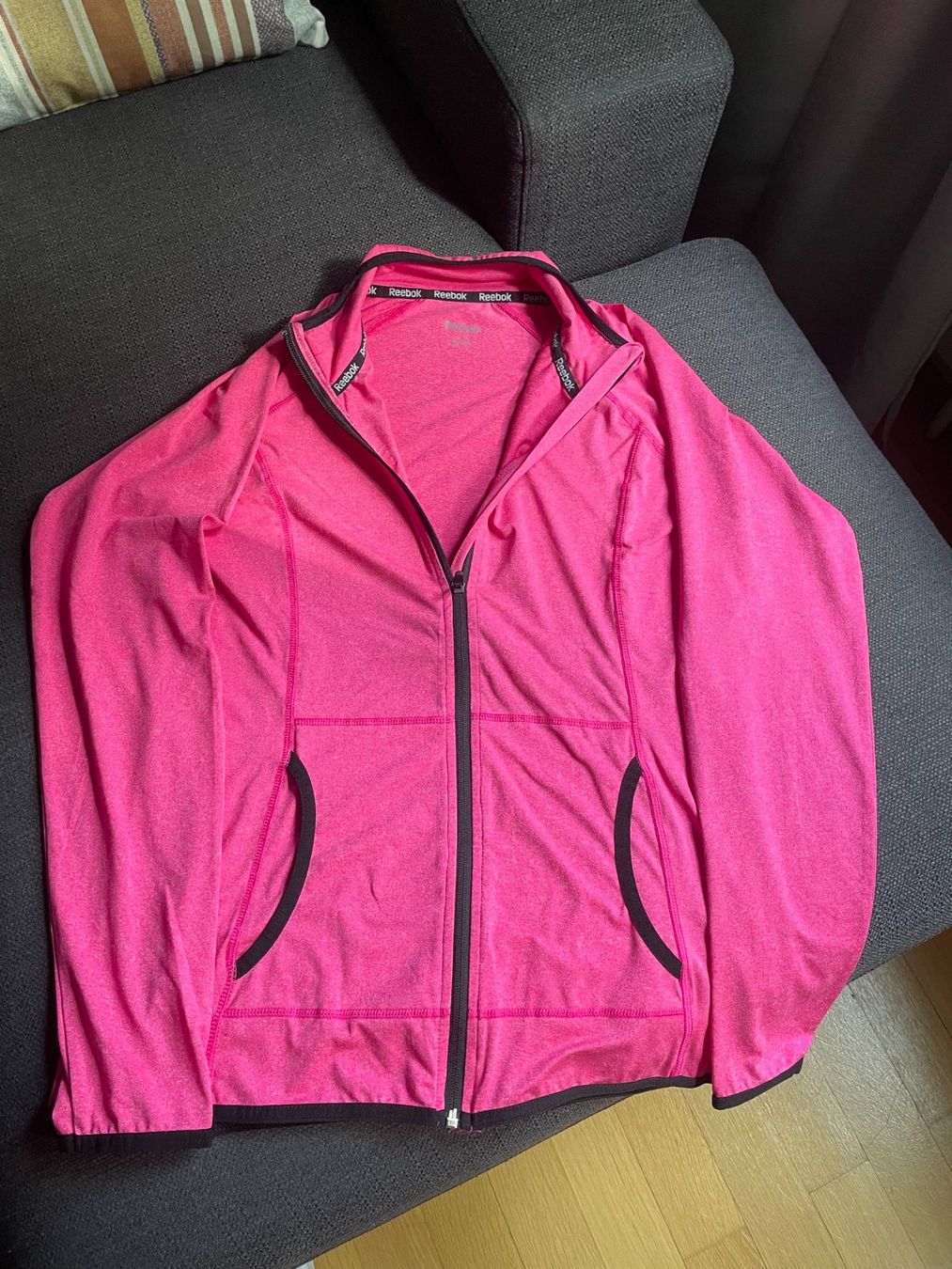 Reebok Canottiere & Pantaloni: Felpa Reebok mai usata – Nuovo (secondo la descrizione) da Meilen venduto da val_tsv8 3
