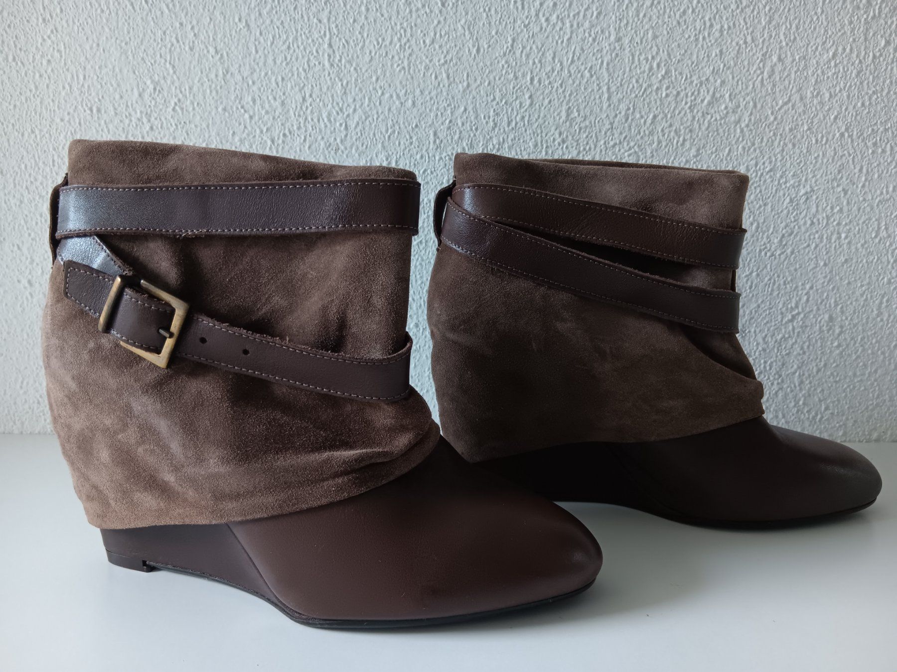 Scarpe da donna: LA SCARPA Bottines / Stiefeletten pointure / Nummer 40 – Usato da Cossonay-ville venduto da Super-Price-Quality 1