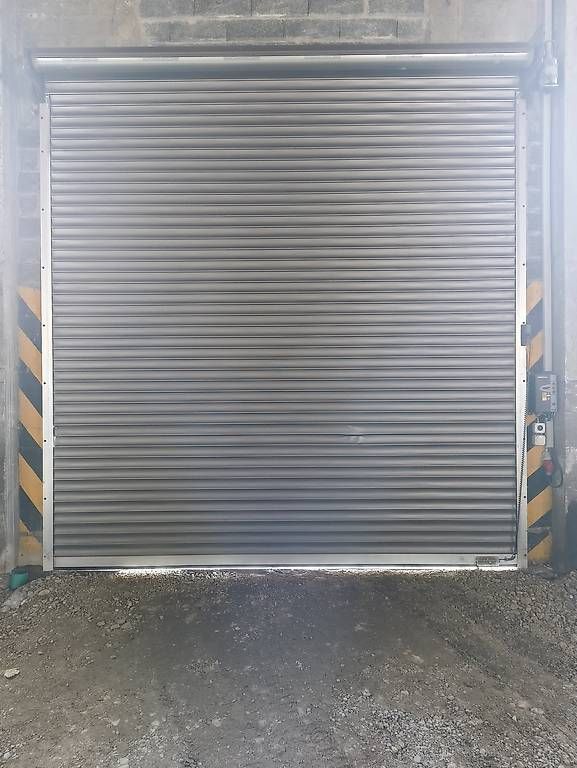 Hörmann Porte: Porte de garage enroulable Hörmann – Usato da Tavannes venduto da J-P01